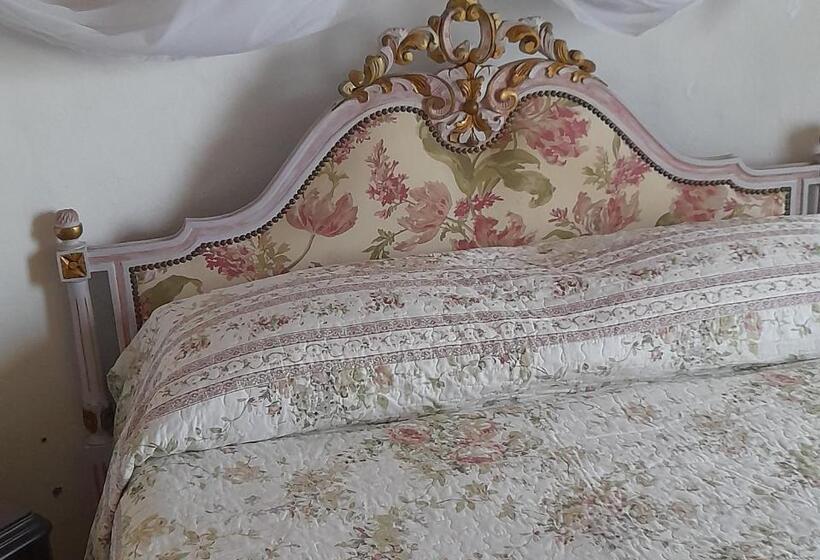 디럭스 룸, Posada Castillo La Pausa