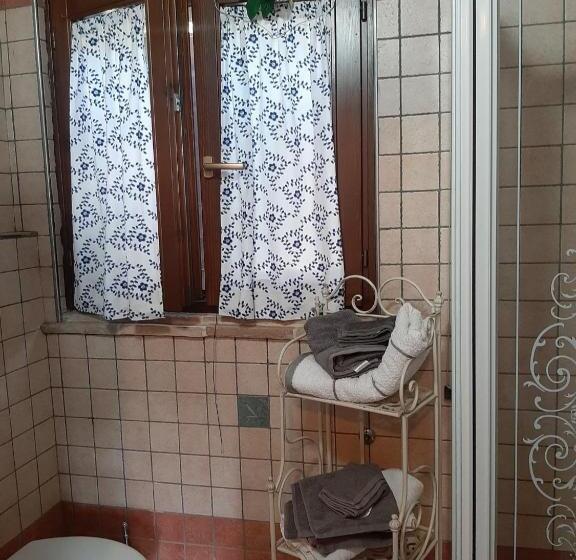 غرفة عائلية, Il Casale Dell'acquabona