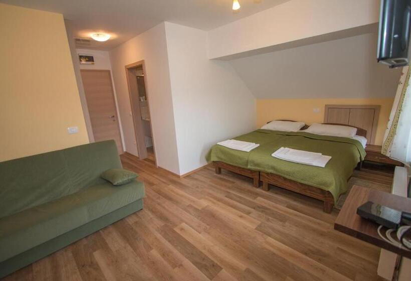 اتاق استاندارد چهار تخته, Tourist Farm Megušar