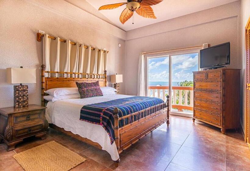 Люкс 3 Спальни, Lighthouse Beach Villas