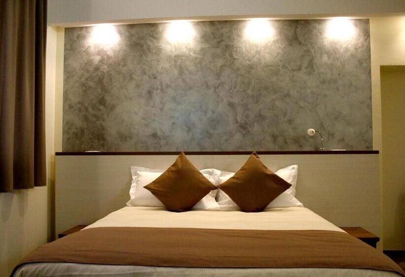 Номер Deluxe Кровать Кинг, Bhl Boutique Rooms Legnano