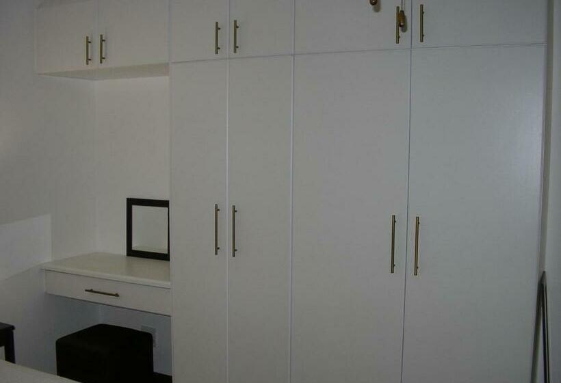 Номер Стандарт Вид на Бассейн, Newton Sands Guesthouse