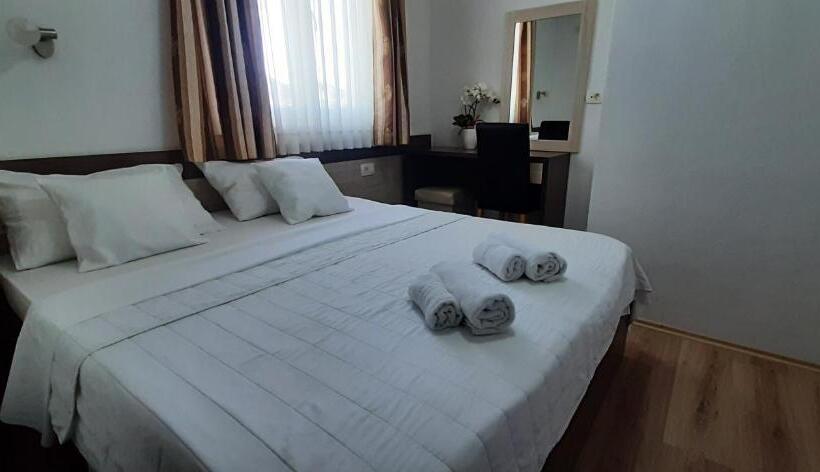 اتاق استاندارد, Villa Gaga