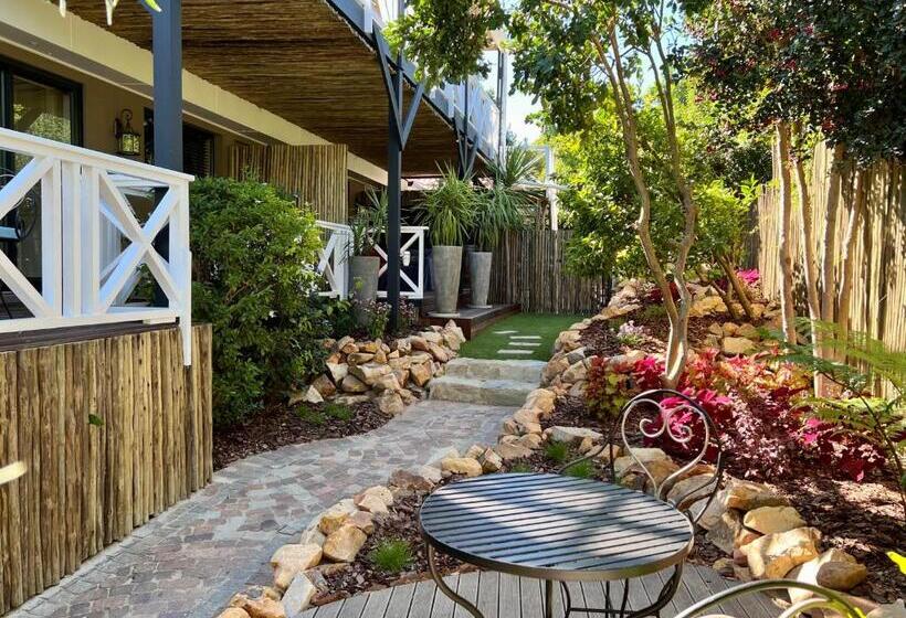 Номер Стандарт с Террасой, Yebo Boutique Guesthouse