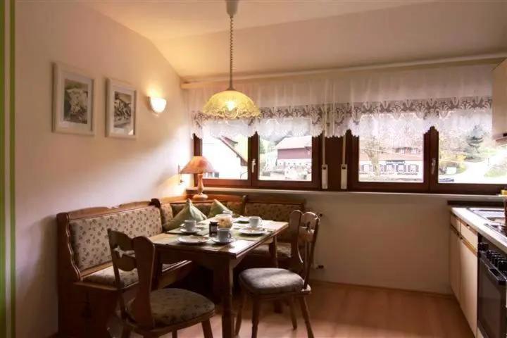 １ベッドルームアパートメント, Gasthaus Zur Linde