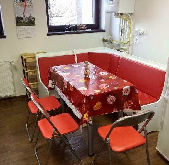 Quarto Estandar, Casa Montana Busteni