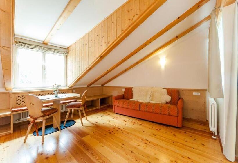 סוויטת 2 חדרי שינה, Berggasthof Locanda Alpina Dorfner