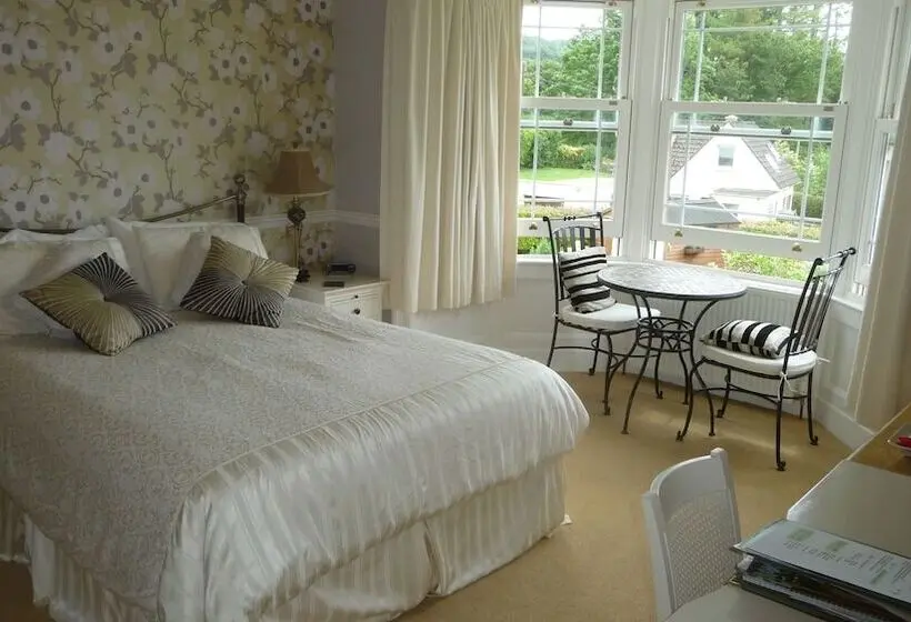 ダブルベッドスタンダードルーム, Fludha Guest House