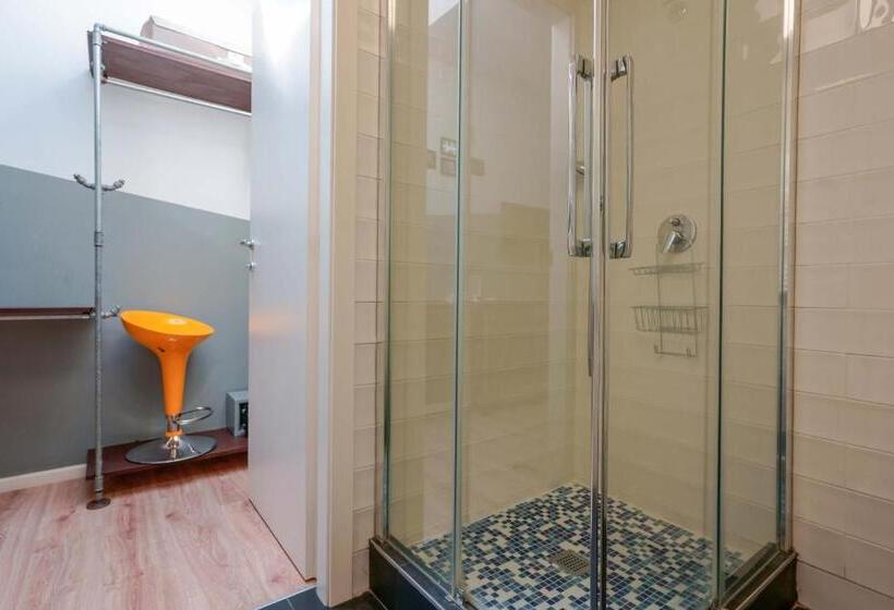 スタンダードシングルルーム, Funtanir Rooms