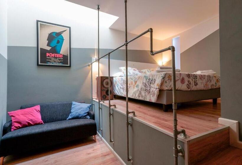 スタンダードルーム, Funtanir Rooms