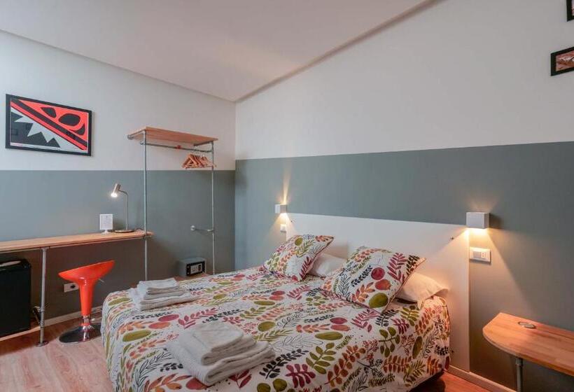 スタンダードルーム, Funtanir Rooms