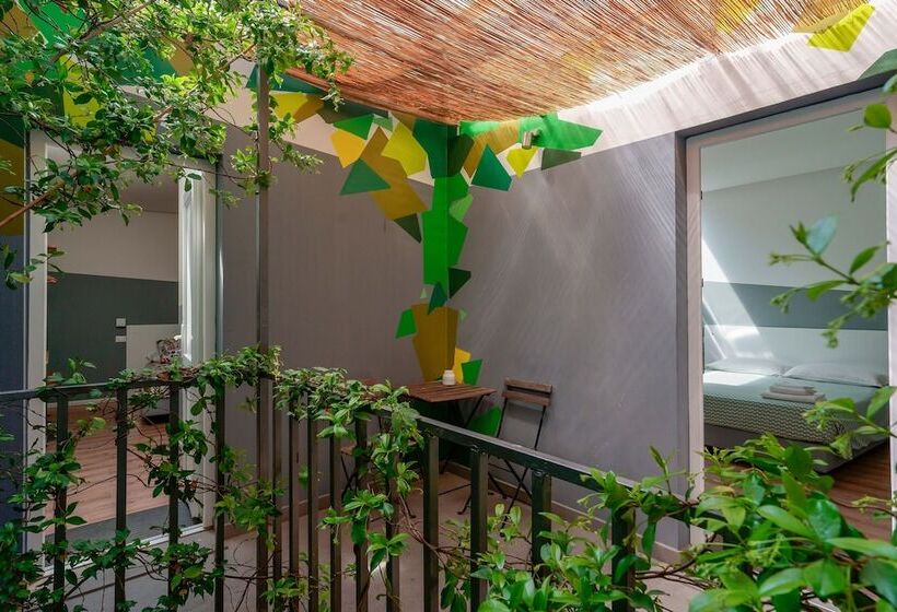 スタンダードルーム, Funtanir Rooms