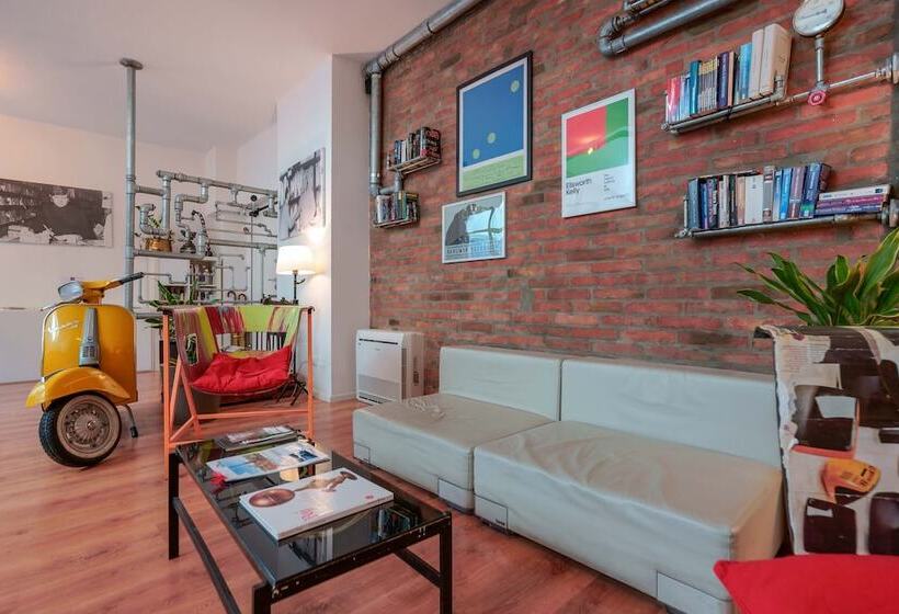 スタンダードシングルルーム, Funtanir Rooms