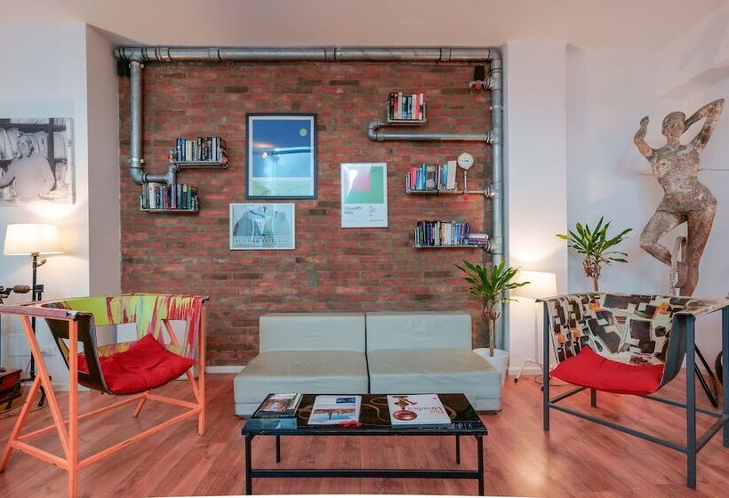 スタンダードシングルルーム, Funtanir Rooms