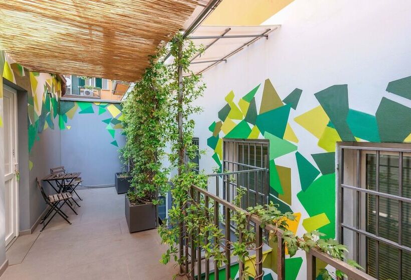 スタンダードトリプルルーム, Funtanir Rooms