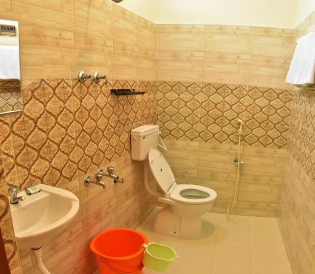 חדר משפחתי נוף לים, Siva Residency