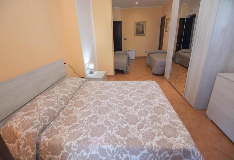 חדר סטנדרט, Il Falco Del Cilento