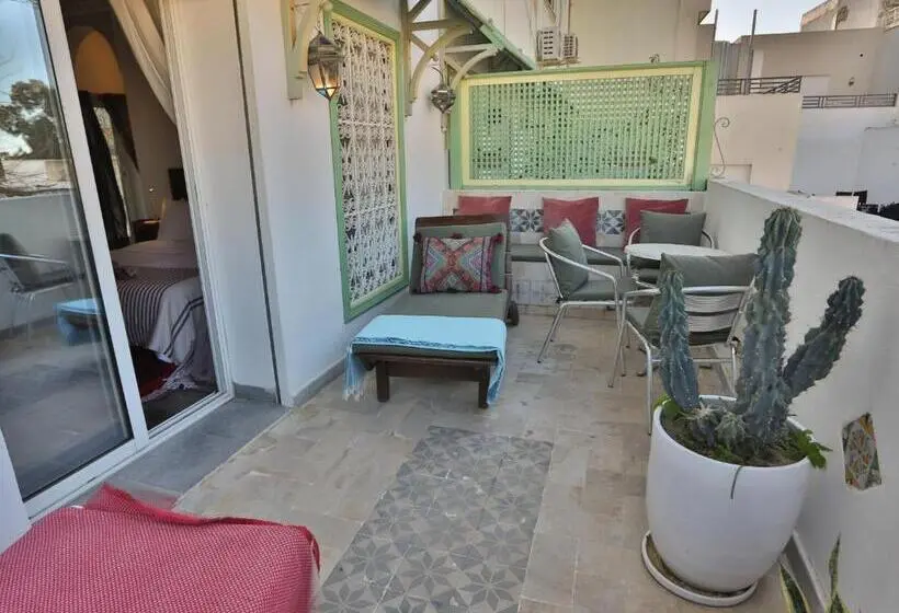 اتاق استاندارد با تراس, Dar Souad