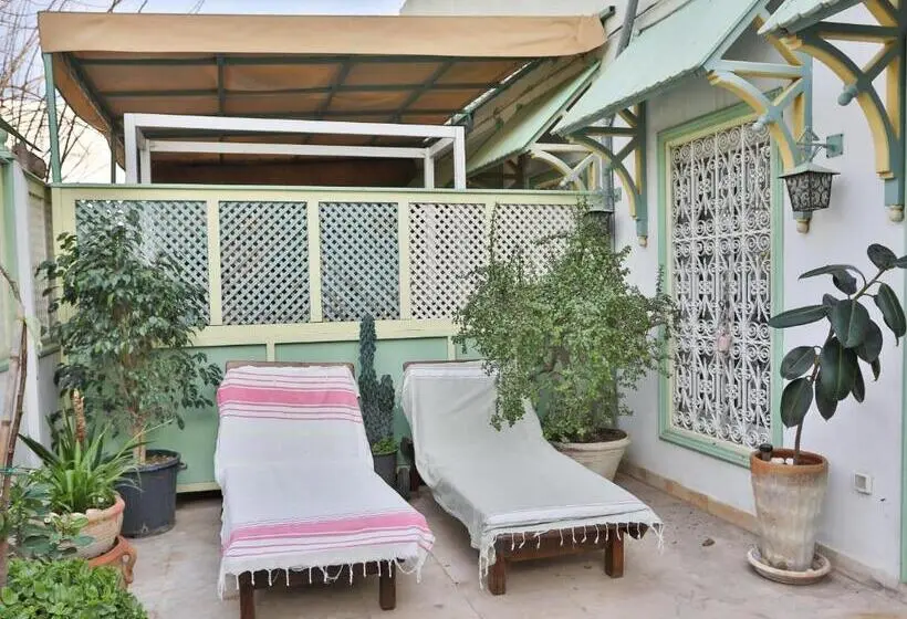 Standard Triple Room with Terrace, Dar Souad