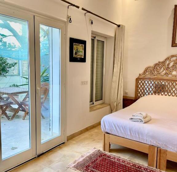 Standard Triple Room with Terrace, Dar Souad