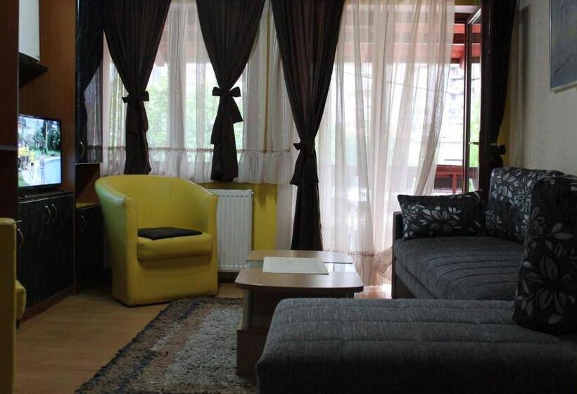 اتاق استاندارد چهار تخته, Guest House Sreder