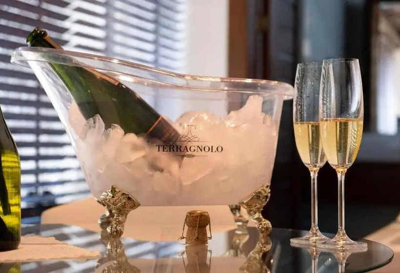 デラックススイート, Vinícola & Pousada Terragnolo