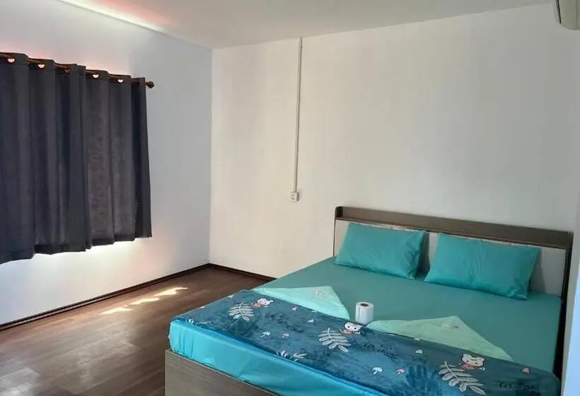 キングサイズベッドのデラックスルーム, White Rose Guesthouse