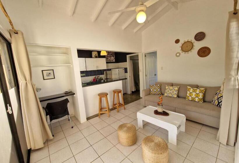 بانگلوی استاندارد 2 خوابه, Enjoy