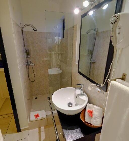 اتاق استاندارد با چشمانداز استخر, Enjoy