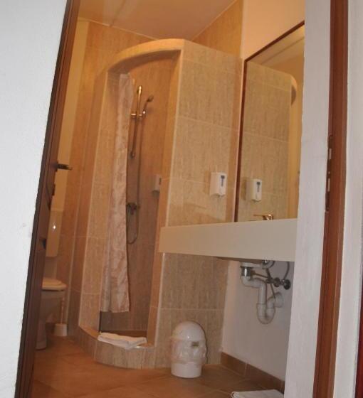 ‫فيلا غرفة نوم واحدة, Pensiune Muzeu Traditional Poveste In Transilvania