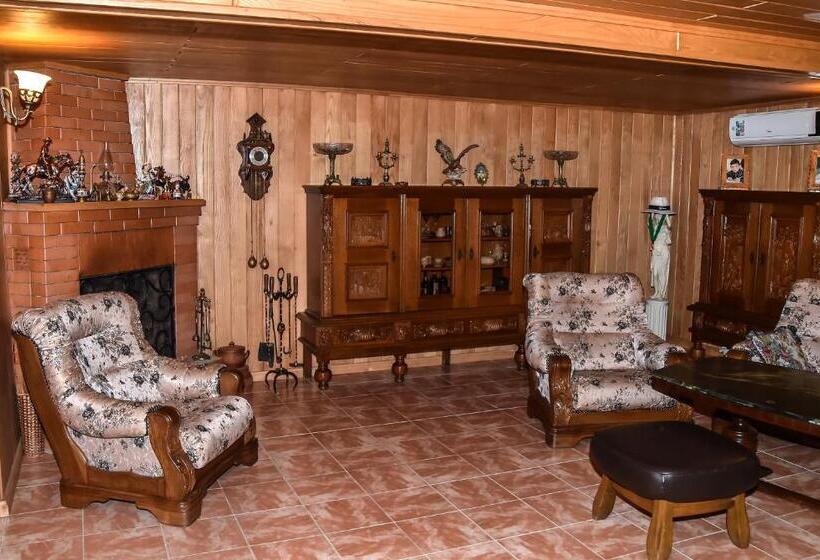 اتاق سوپریور با تخت بزرگ, Sofia