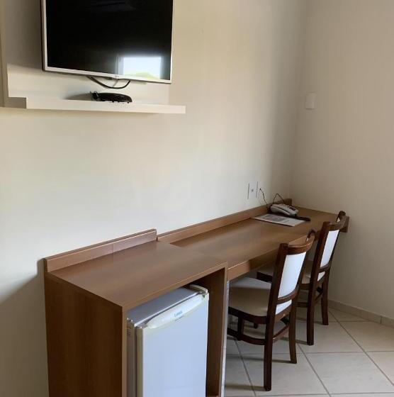 标准间内部标间, Nova York