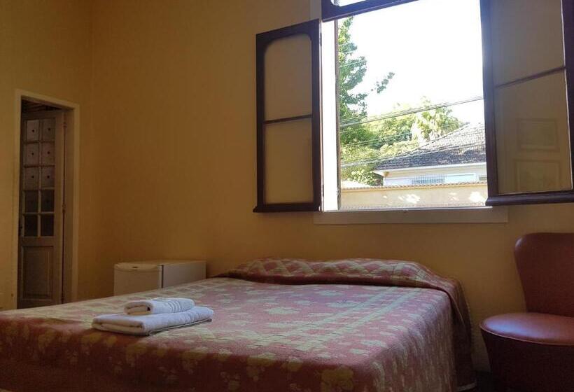 اتاق استاندارد سه نفره, Pousada 14 Bis