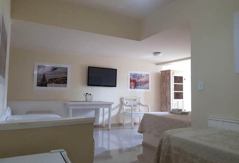 اتاق سوپریور, Pousada 14 Bis