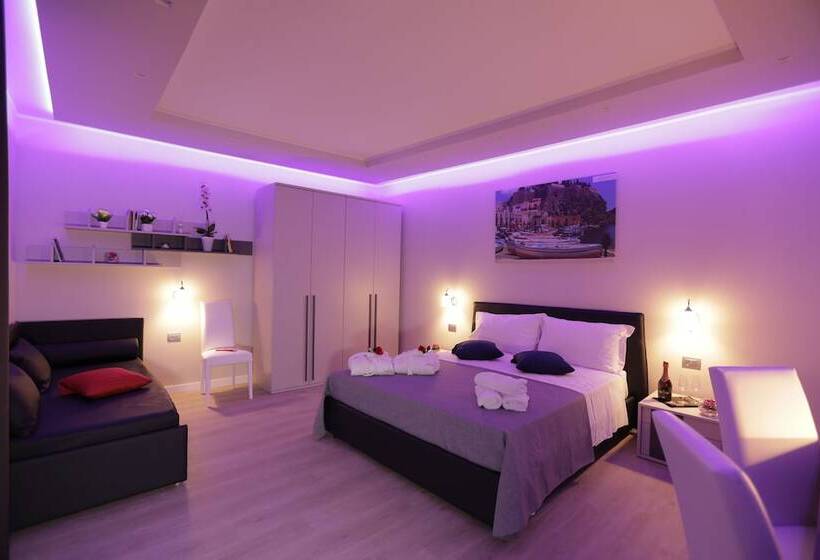 Deluxe Suite Sea View, Sunset Tropea