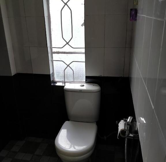 Deluxe Room, Sweet Rooms Near Police Bazar