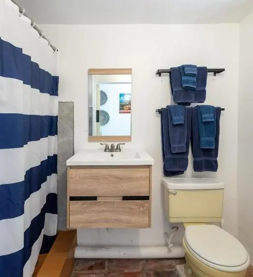 Standard Triple Room with Terrace, Trade Winds Restaurant & Guest House