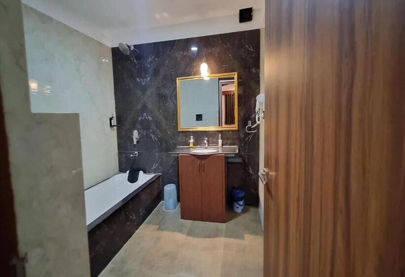 Suíte com Hidromassagem, Maangarh Resorts