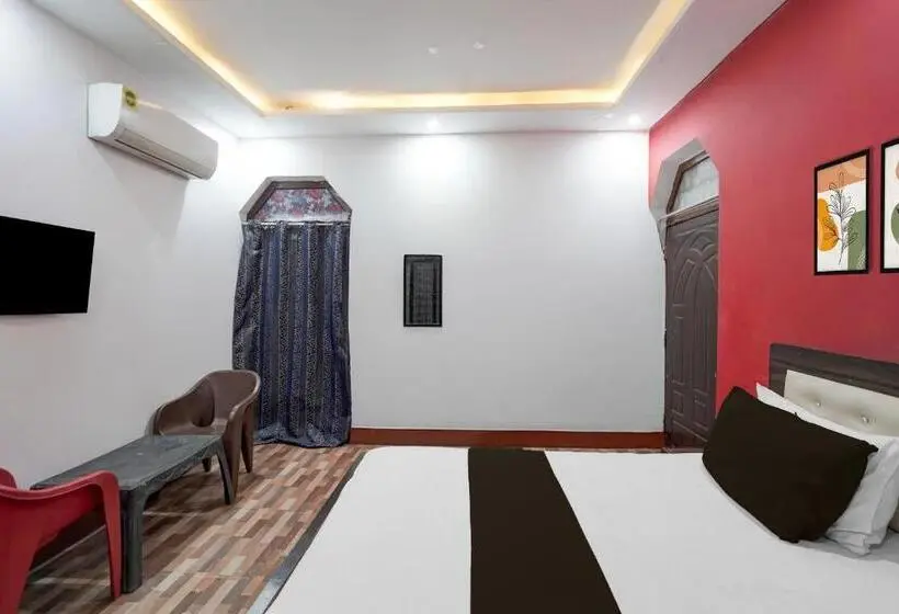 Classic Kolmen Hengen Huone, Spot On Hotel Prayag Villa