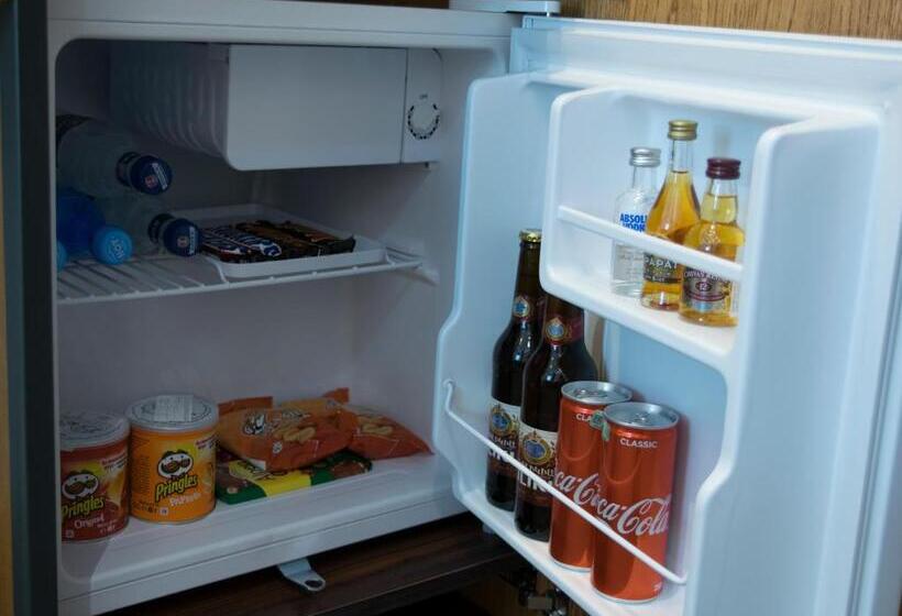 수피리어 룸, R&r