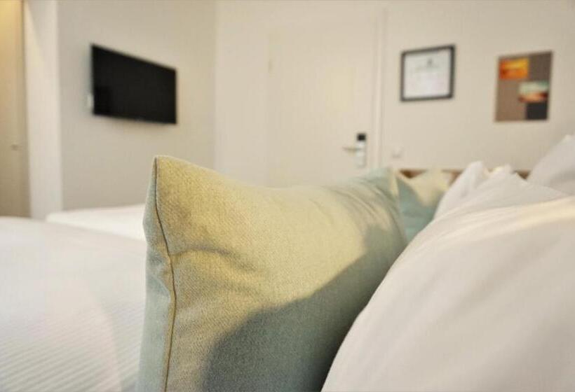 스탠다드 룸, Diesonne