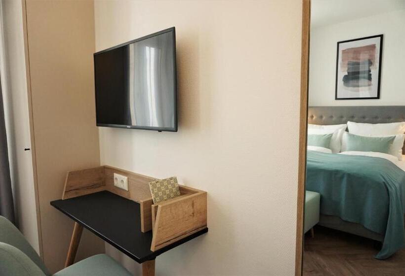 스탠다드 룸, Diesonne