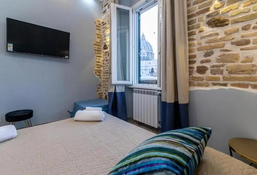 اتاق لوکس سه تخته, Zeus Inn Una Finestra Sul Vaticano