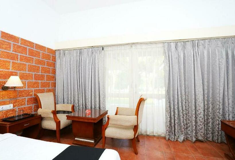 Quarto Triplo Deluxe, Island Inn