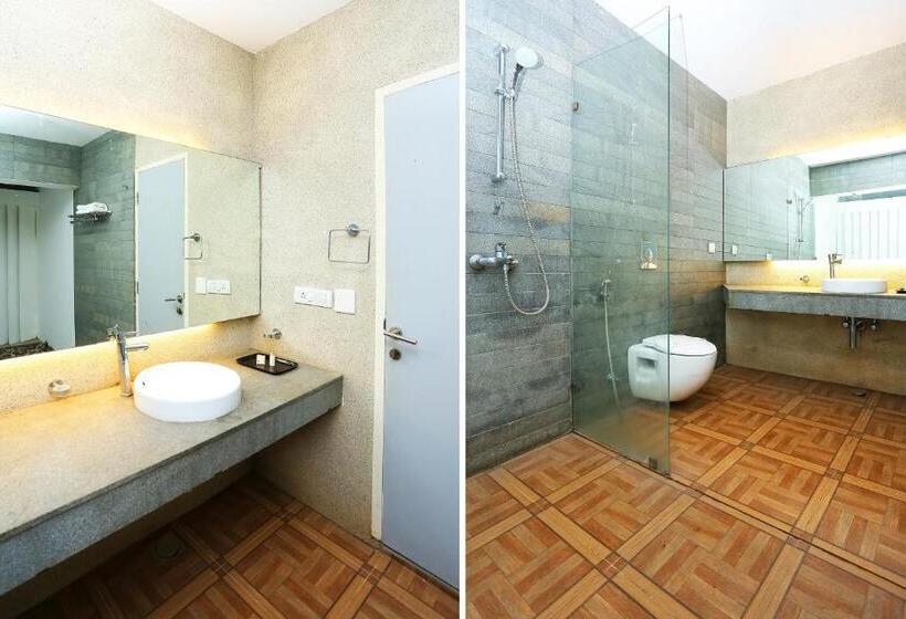 Quarto Triplo Deluxe, Island Inn