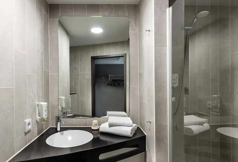 スタンダードトリプルルーム, B&b Hotel Neuss