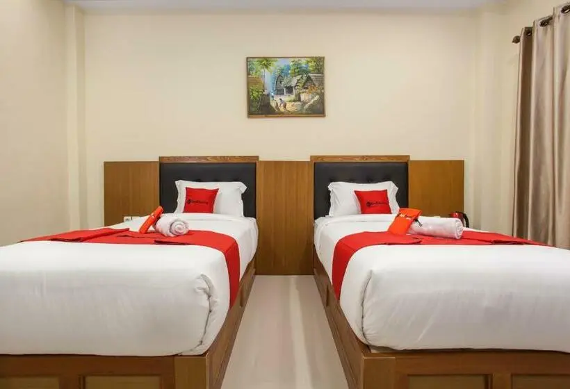 スタンダードルーム, Reddoorz Premium @ Jalan Cengkeh Malang