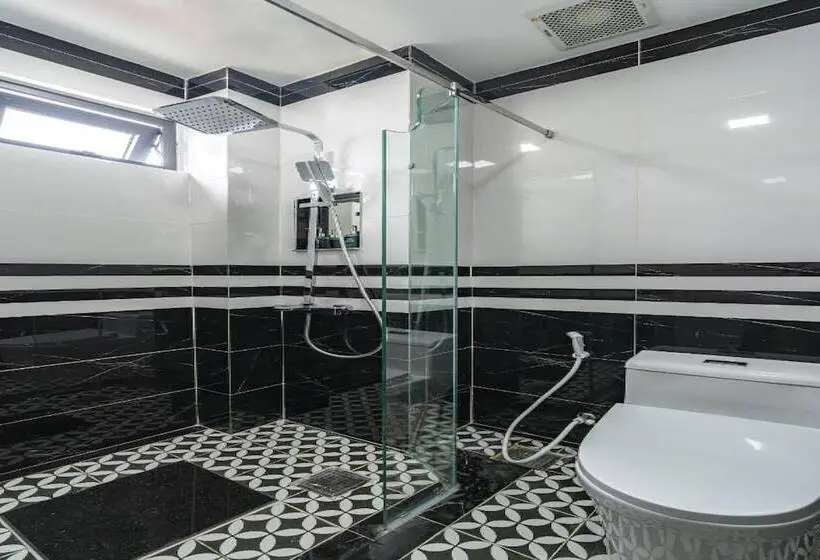 اتاق سوپریور, Dancentre Airport Stays Vyvy