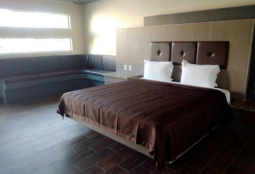 Люкс Deluxe Кровать Кинг, Azteca Inn