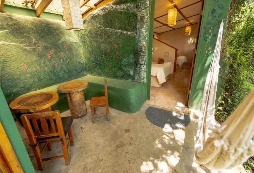 اتاق استاندارد, Earth Lodge